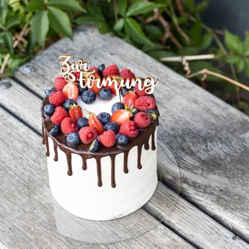 Chocoberry cake . . . . .#cakereels #reels #feed #reelsinstagram  #cakedecorating #chocolatecake #birthdaycake #foodporn #smallbusiness… |  Instagram